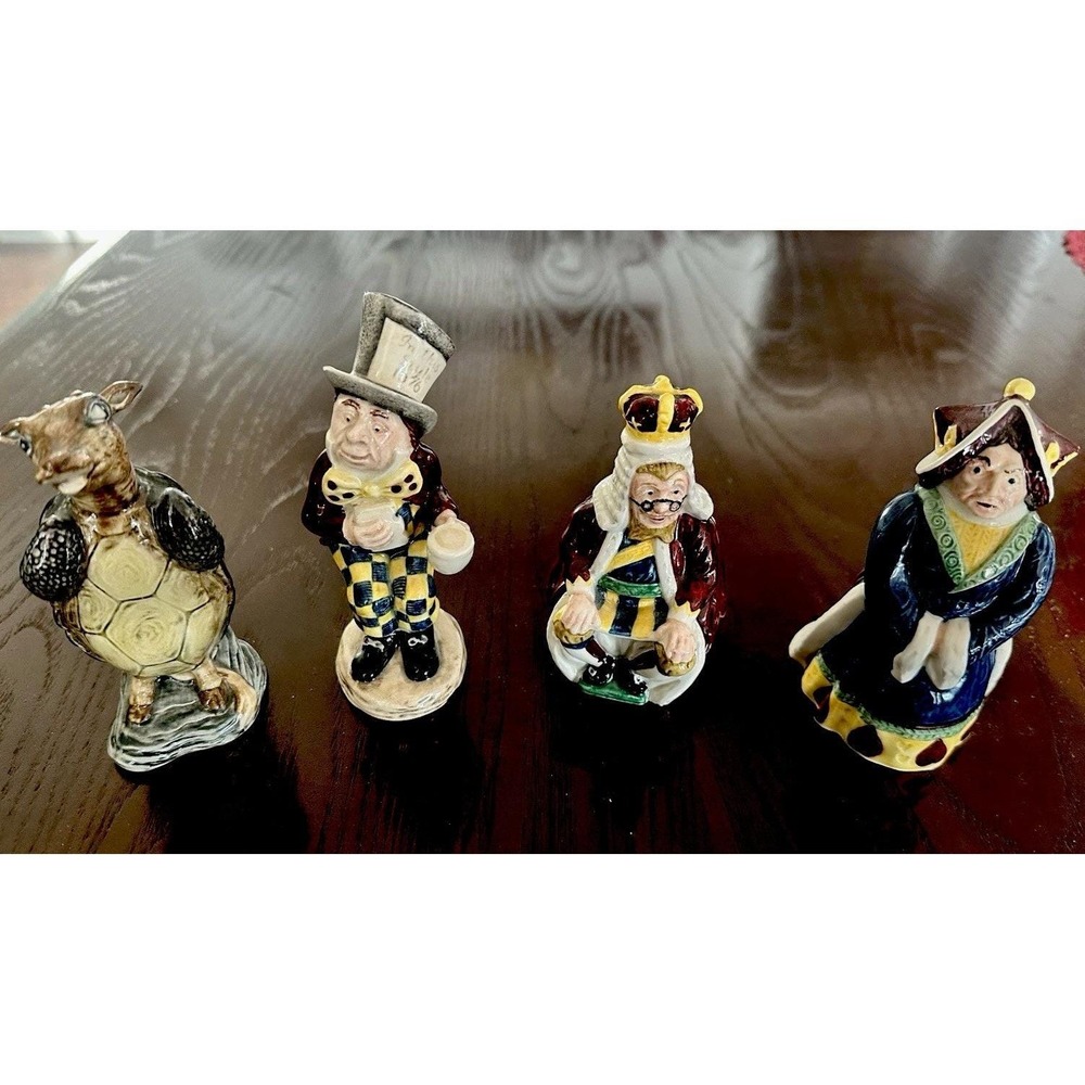 Beswick Alice in Wonderland Figurines Set of 4 Mad Hatter Queen King Mock Turtle